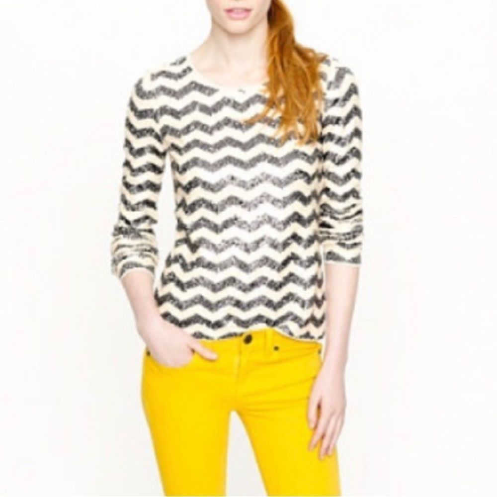 J. Crew black/ cream zig zag chevron stripe sequin sparkle top. Medium. New.